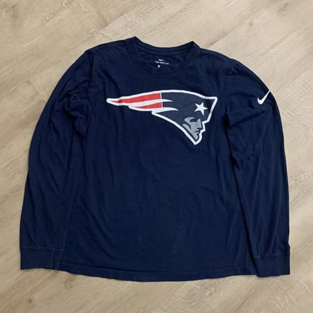 Nike NFL New England Patriots Long Sleeve T-Shirt Men's Medium M Navy Blue Tee
